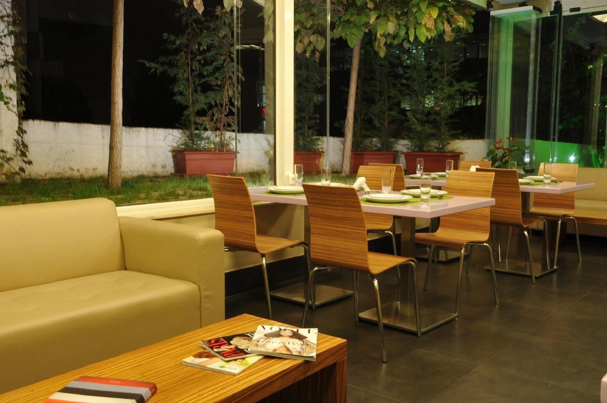 Suite Hotel Merlot - Beirut Ngoại thất bức ảnh