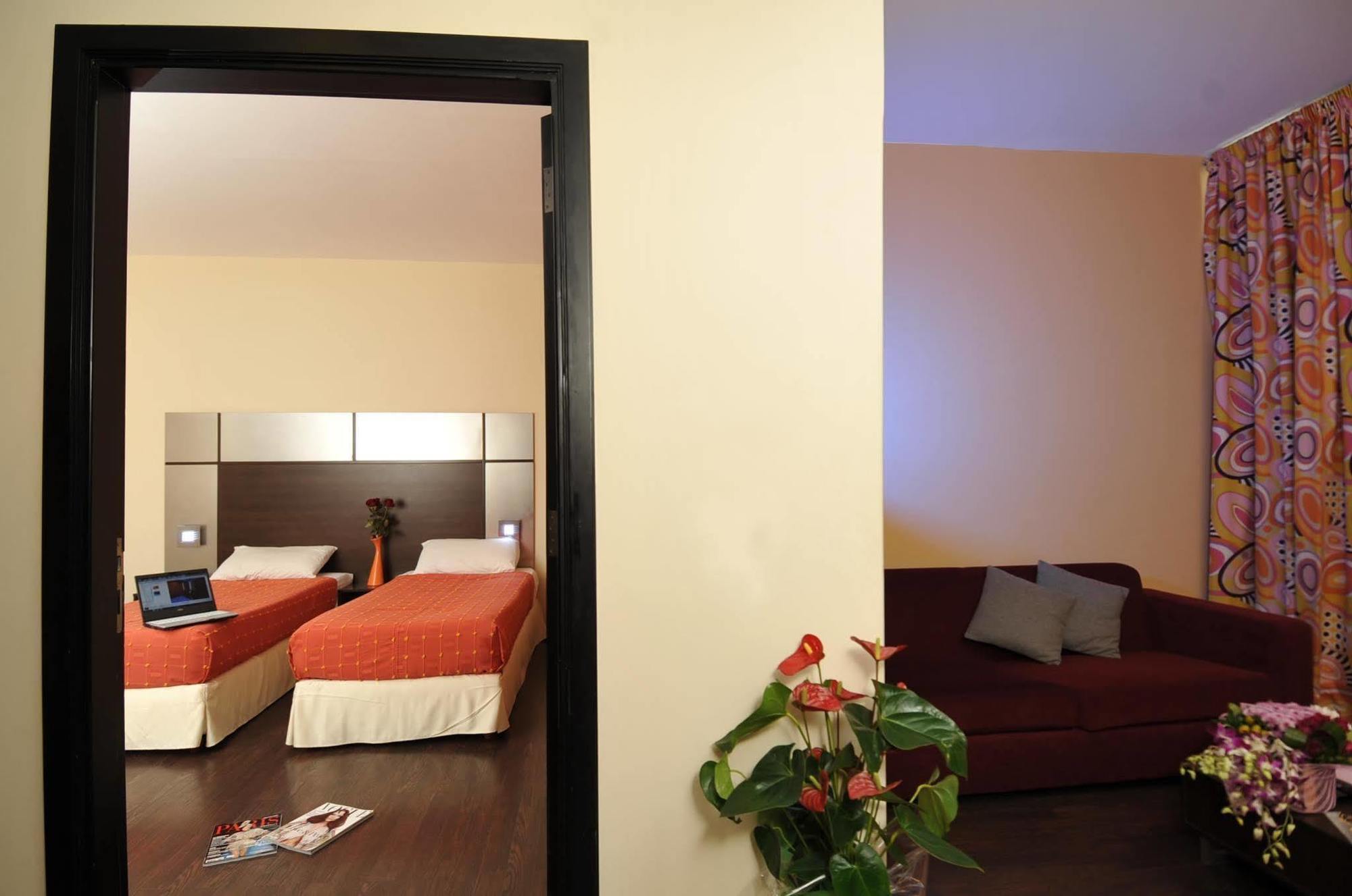 Suite Hotel Merlot - Beirut Ngoại thất bức ảnh