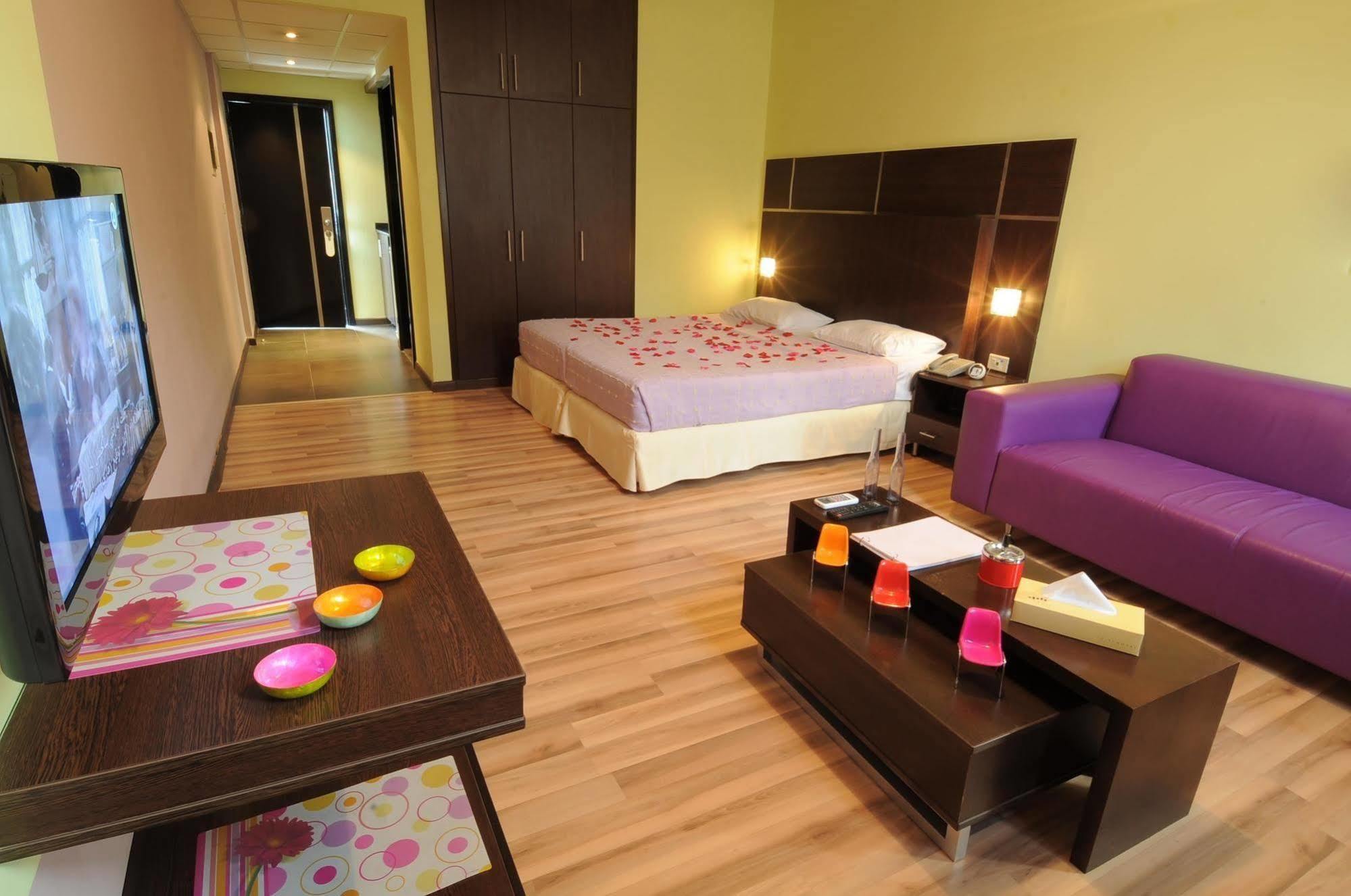 Suite Hotel Merlot - Beirut Ngoại thất bức ảnh