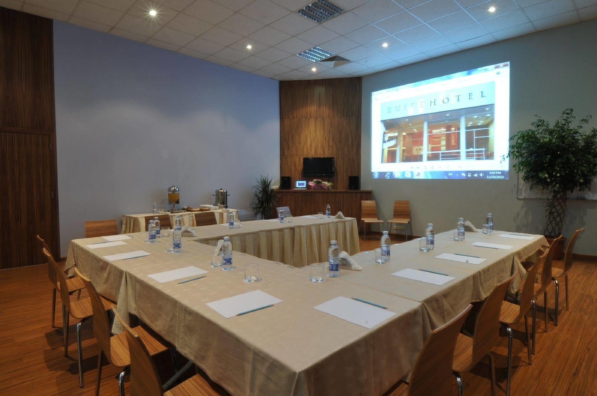 Suite Hotel Merlot - Beirut Ngoại thất bức ảnh