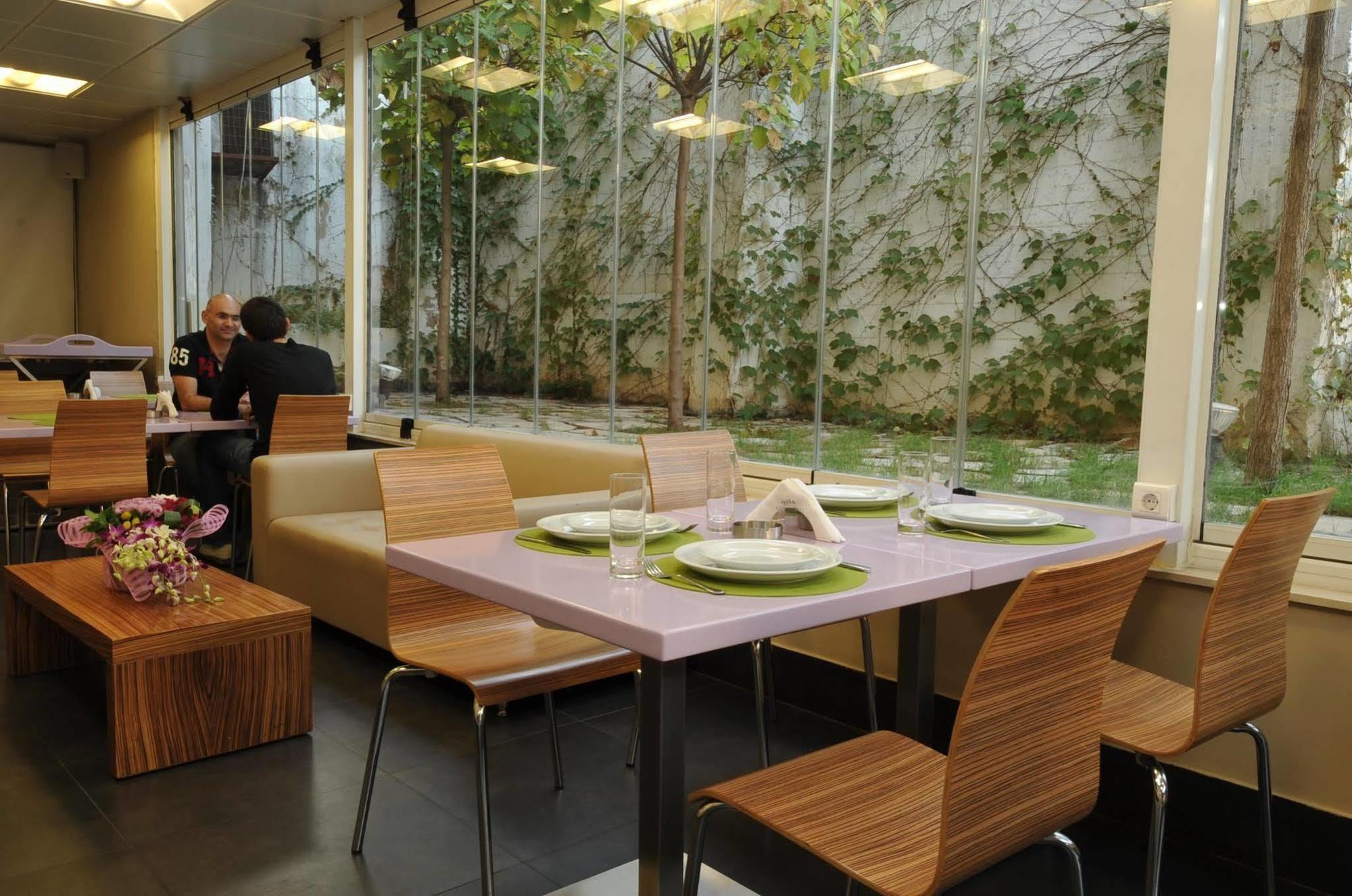 Suite Hotel Merlot - Beirut Ngoại thất bức ảnh